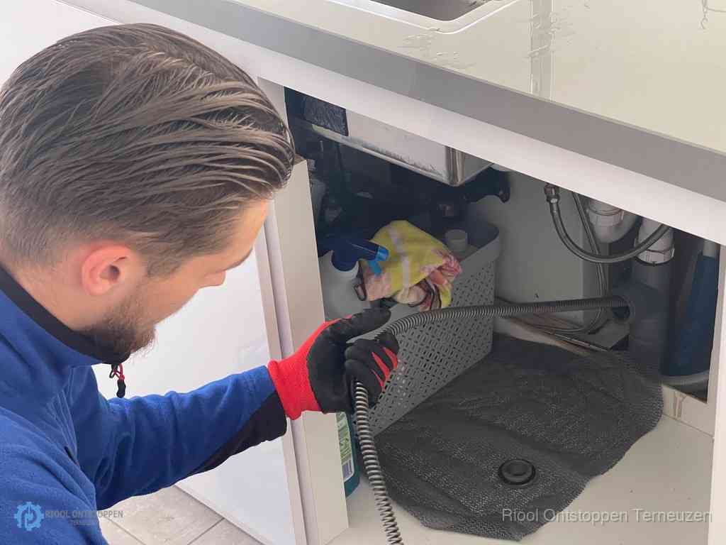 Gootsteen Ontstopt Terneuzen Gootsteen Ontstopt Terneuzen